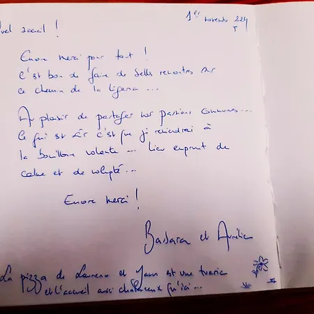 La Volante Bouilloire 住宿加早餐酒店